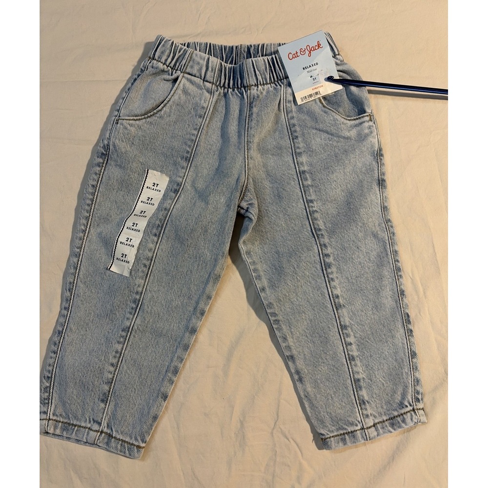 Cat & Jack Relaxed Mid Rise Jeans - 2T